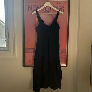 VINTAGE BLACK DRESS